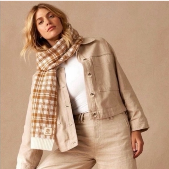 TIMBERLAND || Gold Plaid Scarf. Sz. OS - Picture 2 of 10